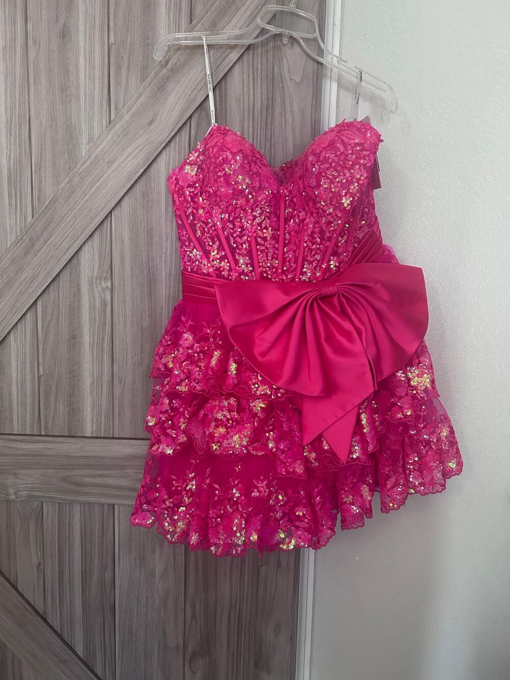 NWT Sherri Hill 18 Style 56583 Hot pink sequin mini strapless